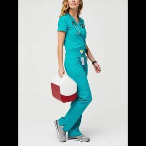 🚨LIMITED EDITION TEAL🚨Figs Yola Skinny Scrub Pants - Small